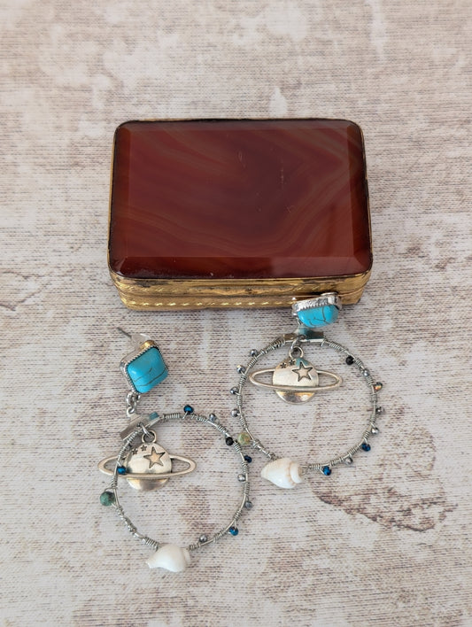 Boucles d'oreilles créoles collection Hardy.