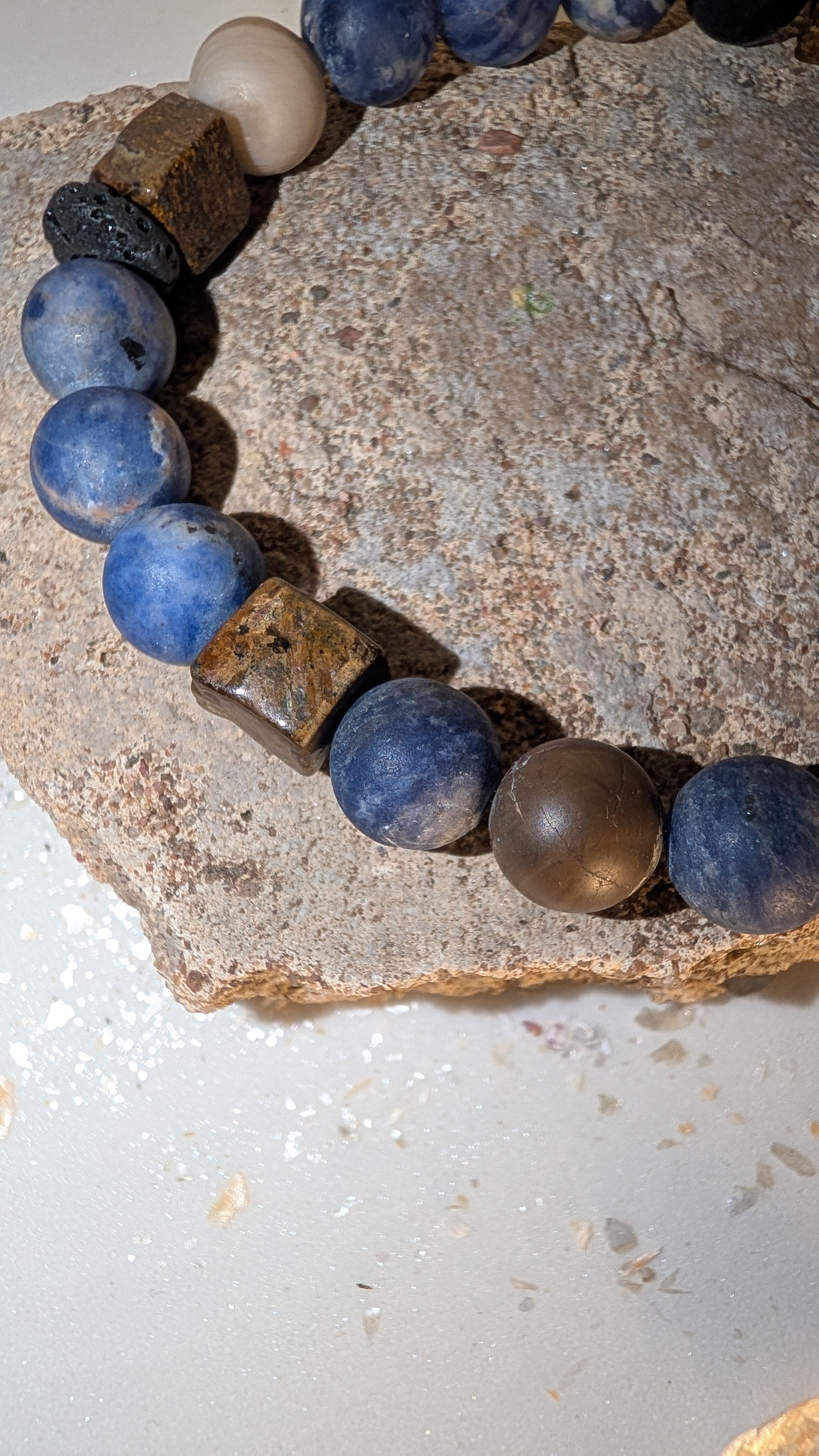 Bracelet homme. Collection perles semi-précieuses.