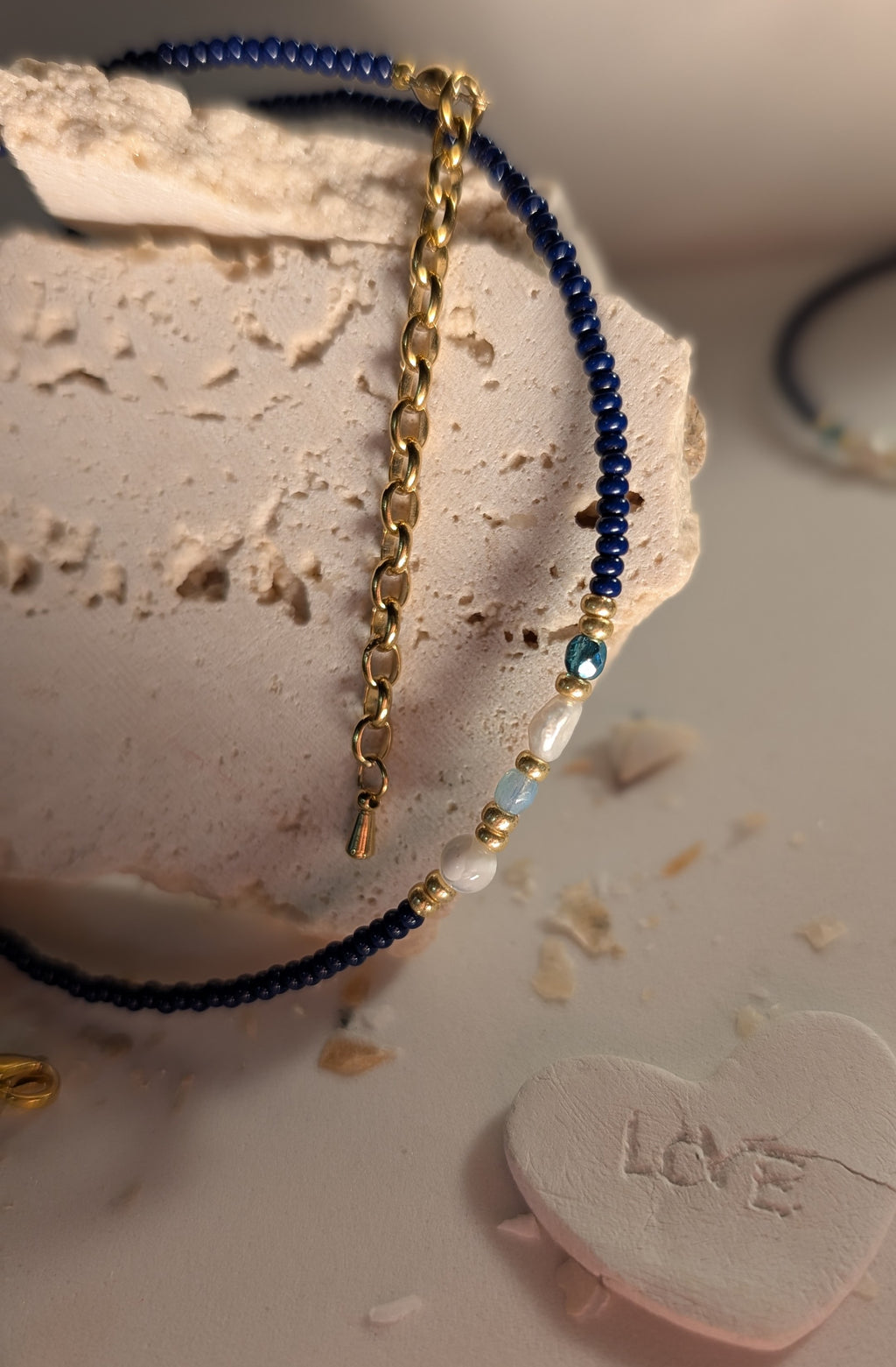 Collier ras du cou collection " Ma petite rocaille "
