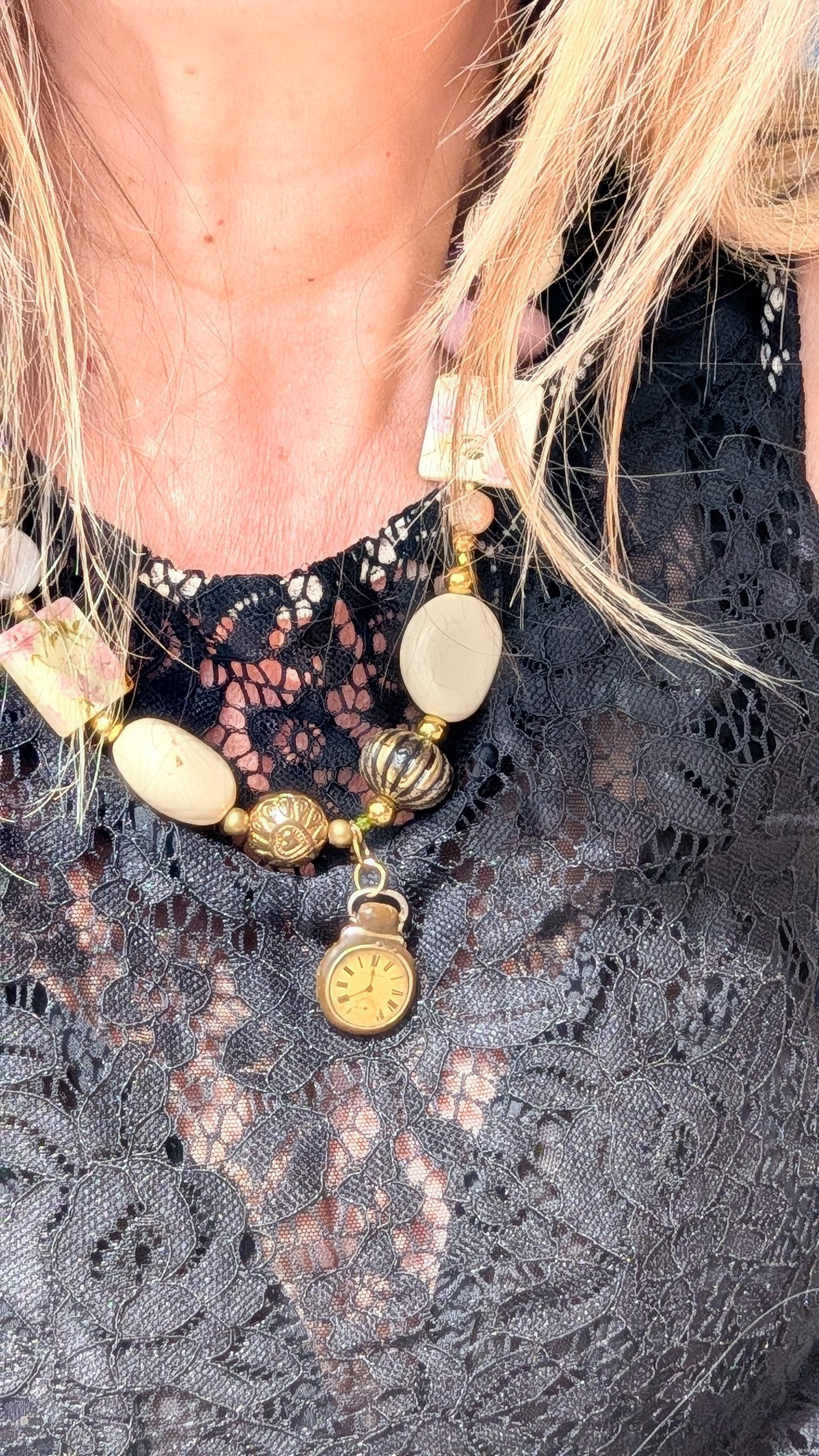 Collier Anastasia de la collection "A la rencontre des perles vagabondes.