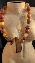 Collection Upcycling. A la rencontre des perles vagabondes. Collier