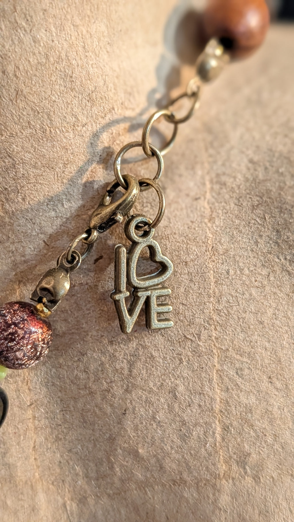Collection Upcycling. A la rencontre des perles vagabondes. Collier