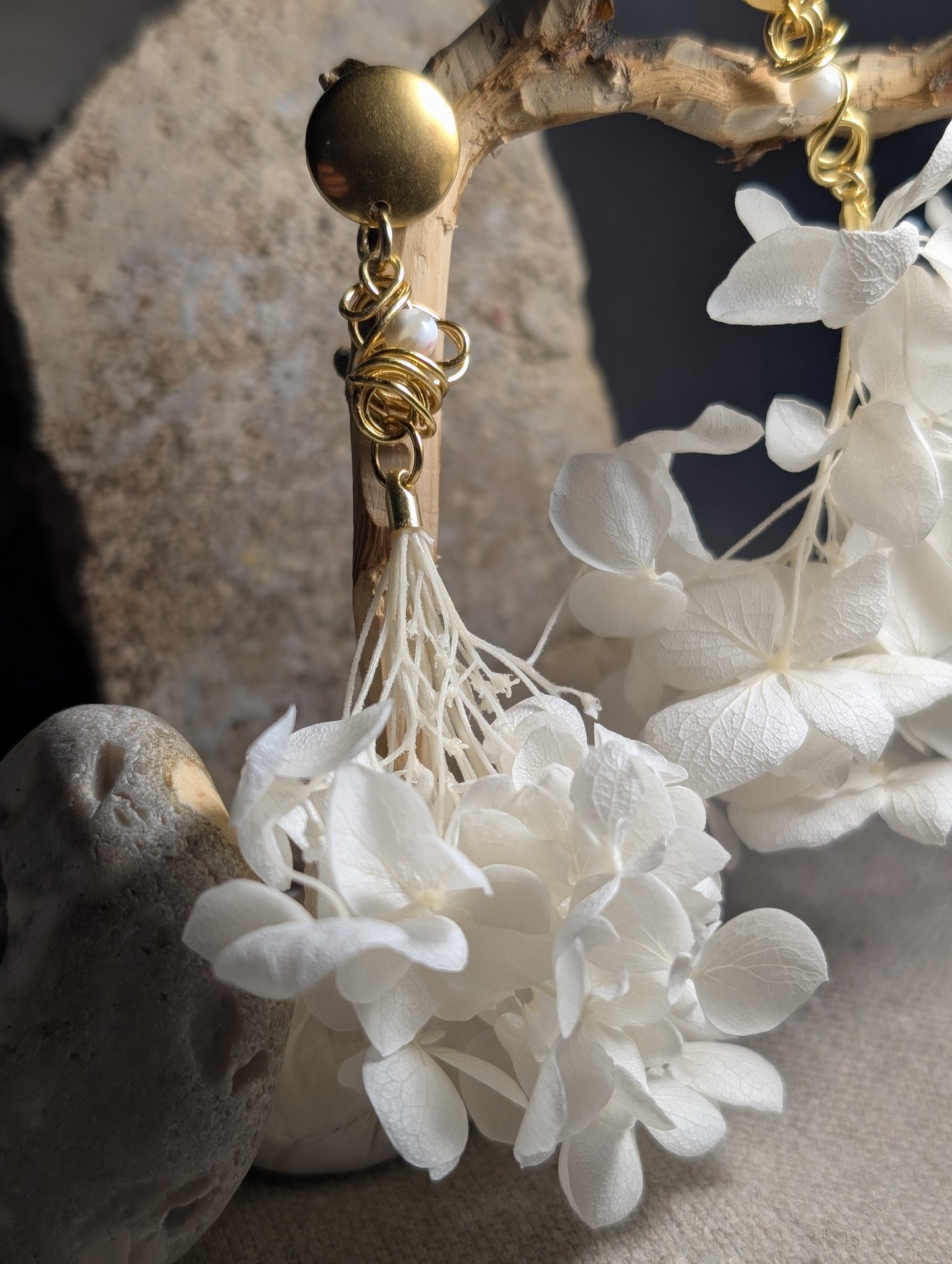 Boucles d'oreilles bohème romantique.