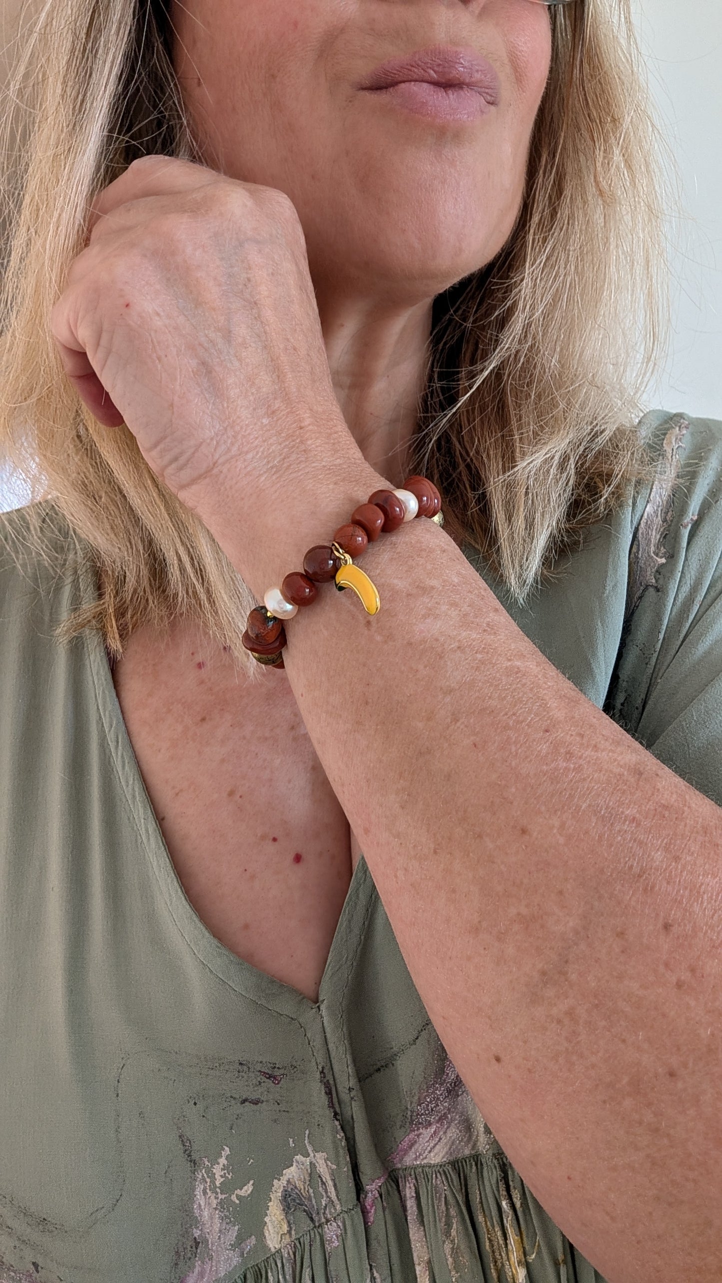 Bracelet saveur sucré en perles jaspes rouge