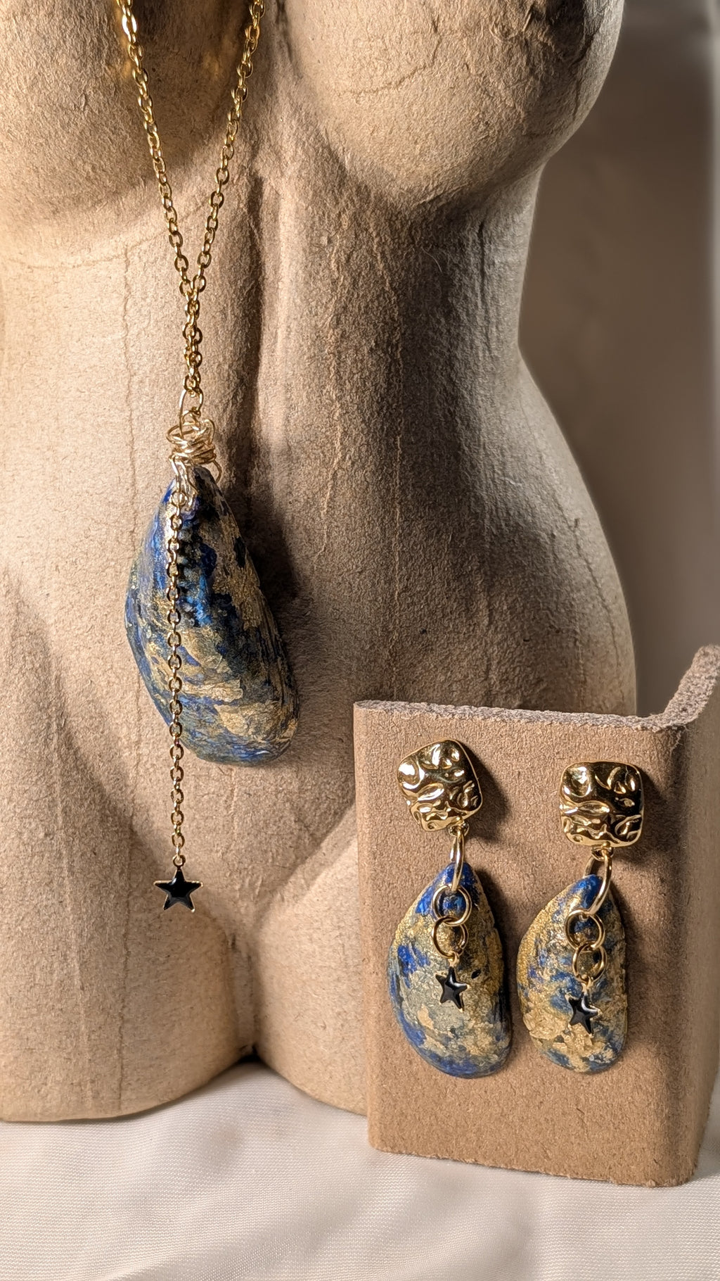 Collier pendentif Collection " Mon petit coquillage".